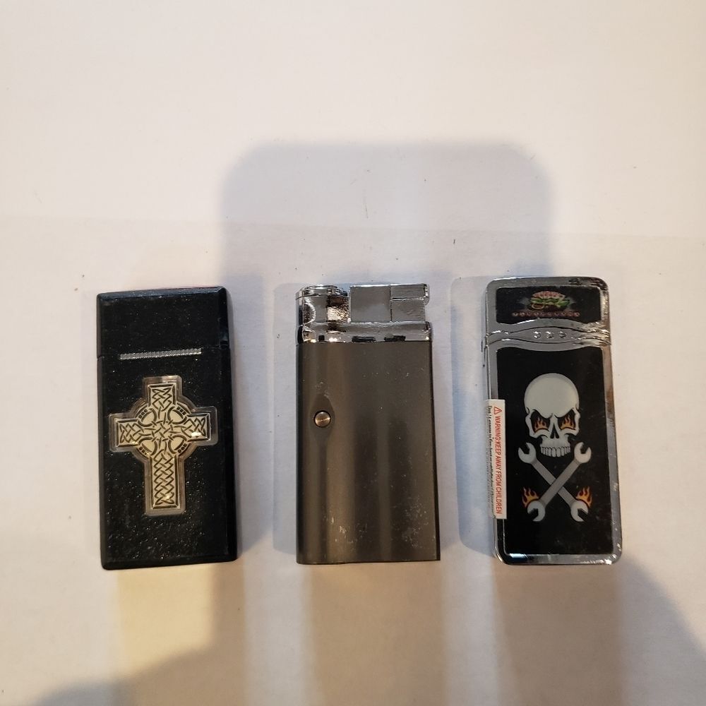 Novelty Lighters (3)